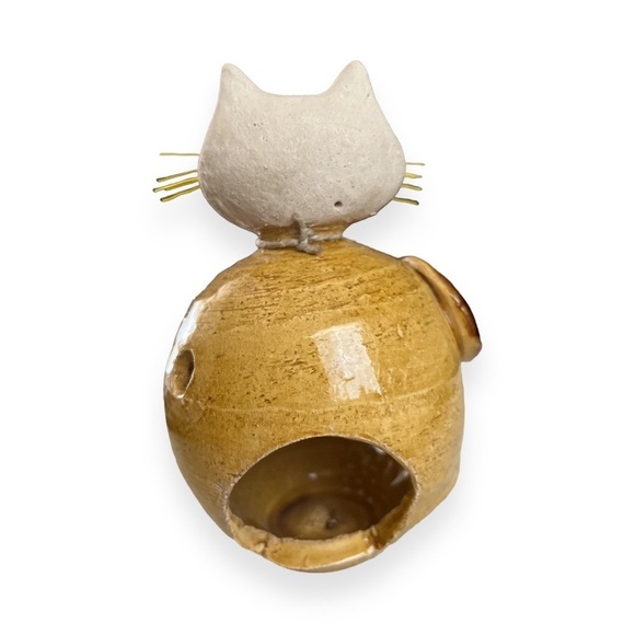 Handmade Stoneware Fat Cat Pottery Lamp Sculpture Tealight Candle Lantern Holder - Picture 4 of 10